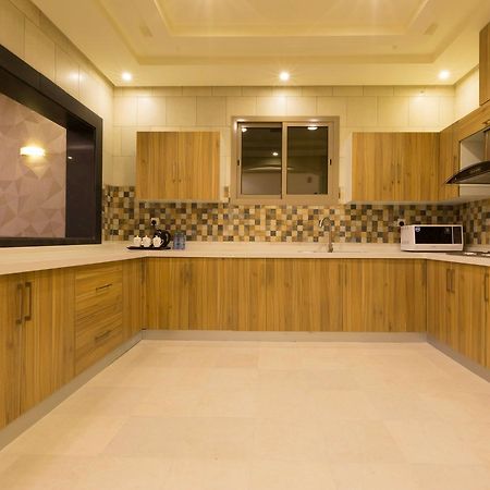 בוריידה Ayam Lilian Aparthotel מראה חיצוני תמונה