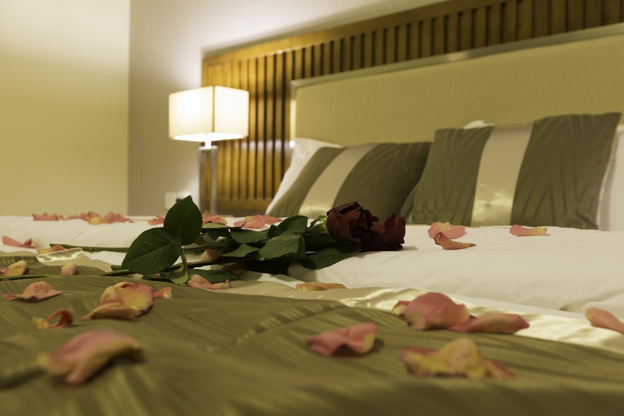 בוריידה Ayam Lilian Aparthotel מראה חיצוני תמונה