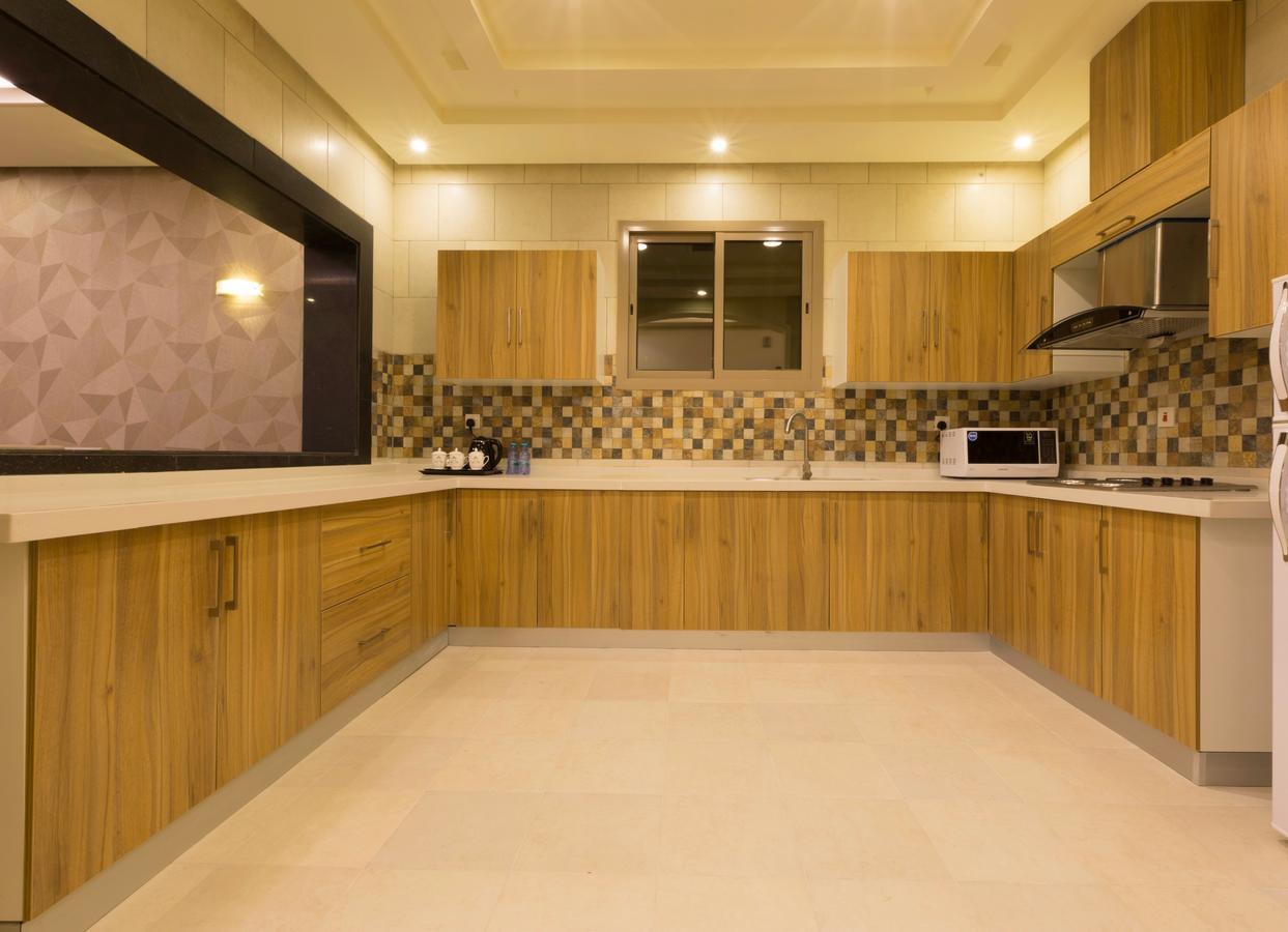 בוריידה Ayam Lilian Aparthotel מראה חיצוני תמונה