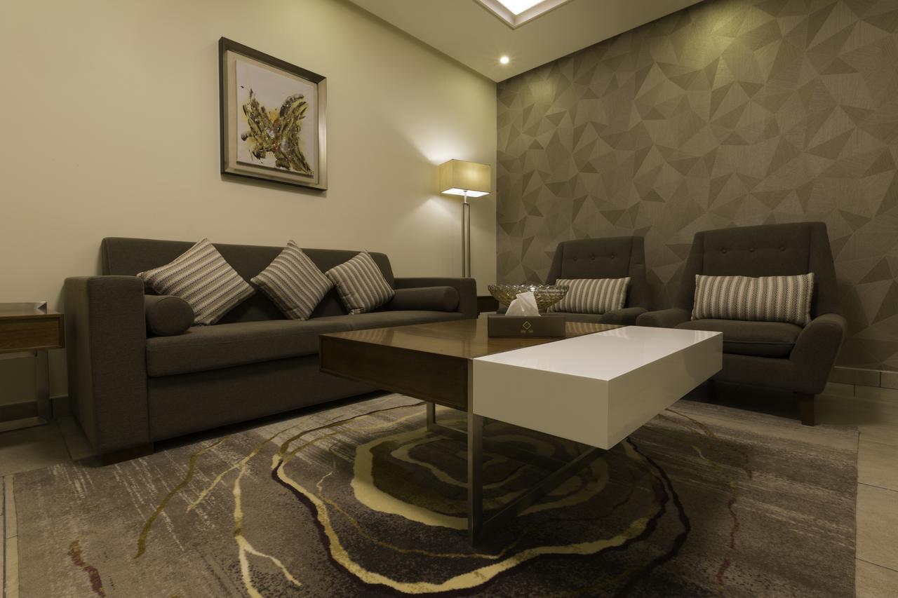 בוריידה Ayam Lilian Aparthotel מראה חיצוני תמונה